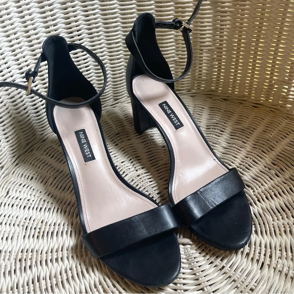 Nine West Pruce Block Heel Sandals - Picture 4 of 8